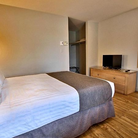 Hotel-Motel La Difference Sainte-Marie Esterno foto