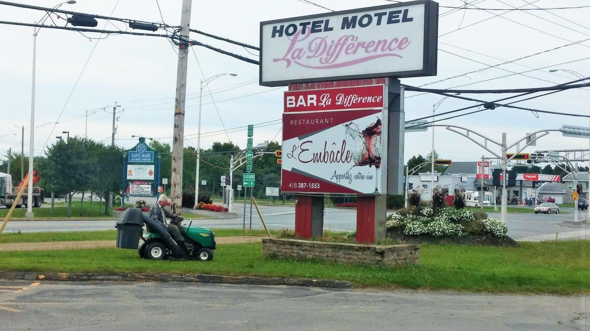 Hotel-Motel La Difference Sainte-Marie Esterno foto