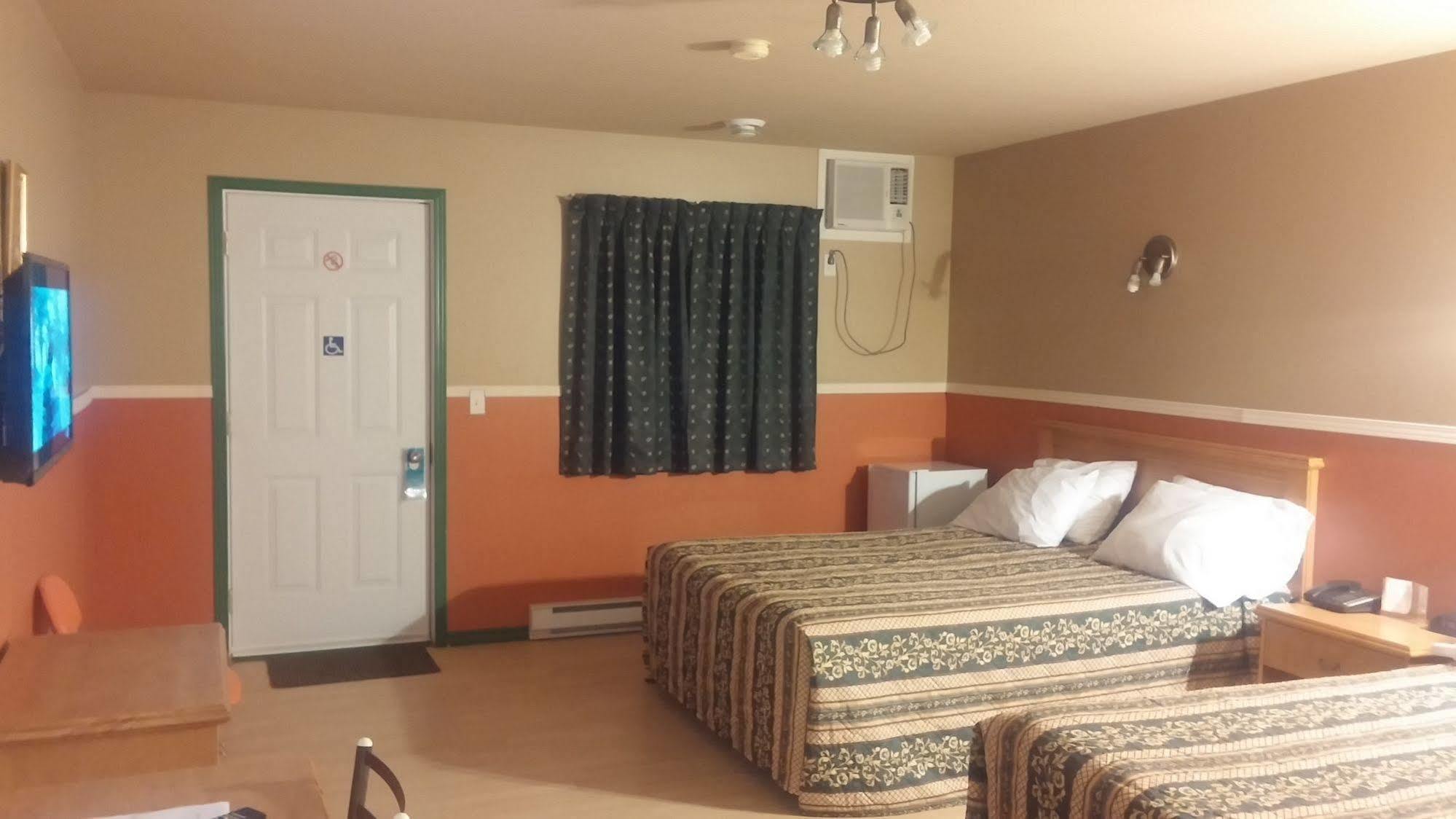 Hotel-Motel La Difference Sainte-Marie Esterno foto
